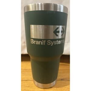Yeti Hunter Green 30 oz Tumbler